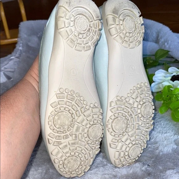 Marc Joseph Quilted Loafers with Tassels - White - Picture 5 of 9